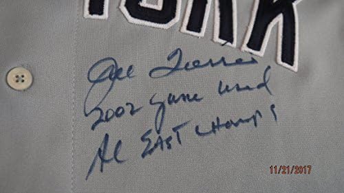 Gameо Торе 2002 година Игра и потпишан Јанкис Бејзбол Jerseyерси -Стајнер и Мерс автентициран
